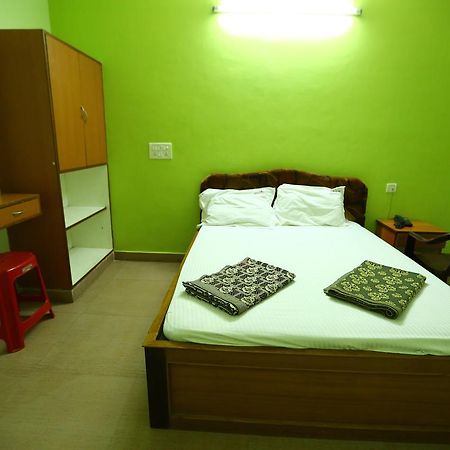 Abirami Residency Hotel Tirukkadaiyur Luaran gambar