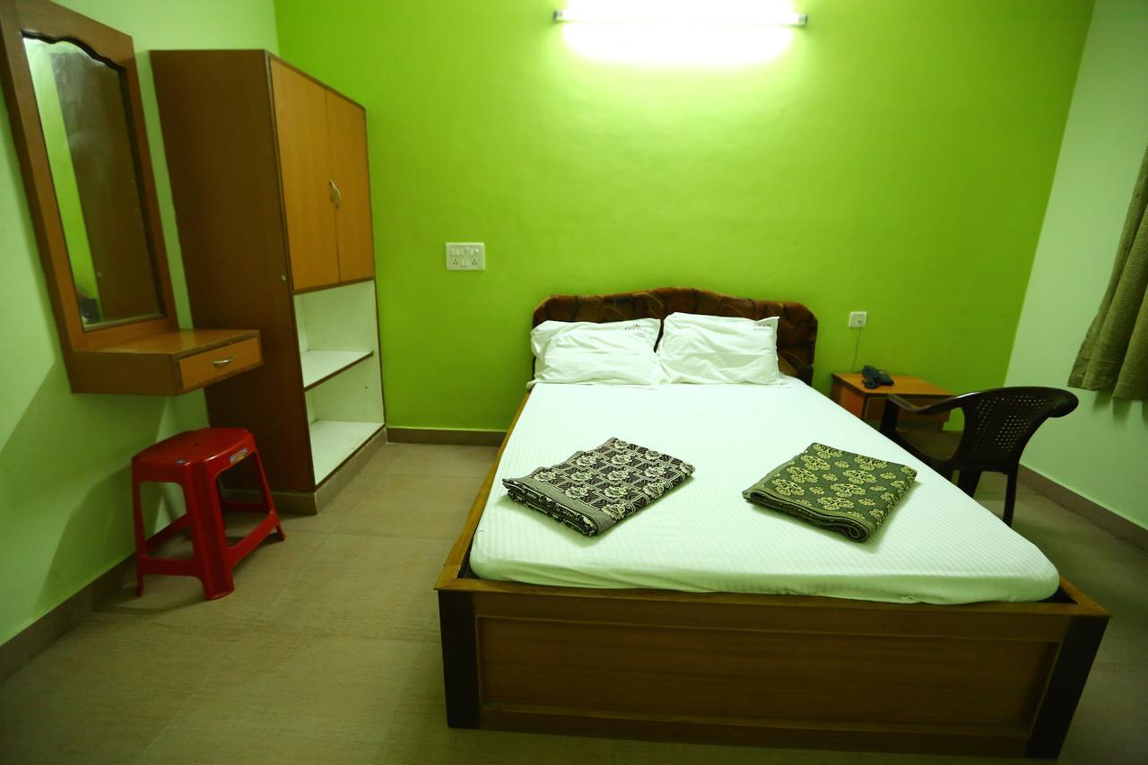 Abirami Residency Hotel Tirukkadaiyur Luaran gambar