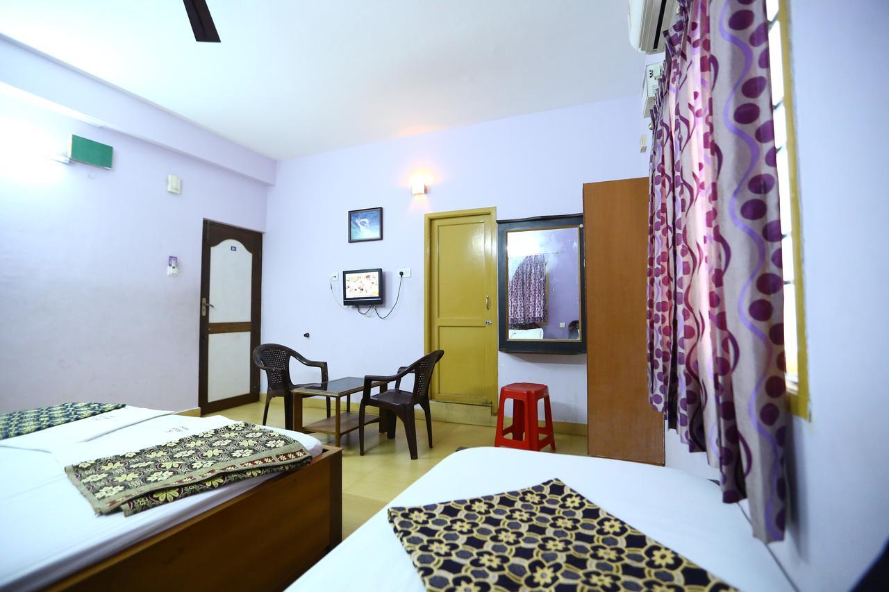 Abirami Residency Hotel Tirukkadaiyur Luaran gambar